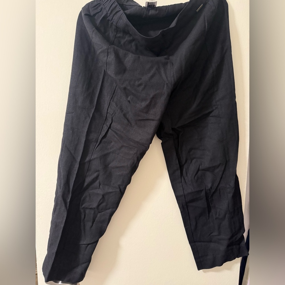 Anne Klein Black Cropped Pants